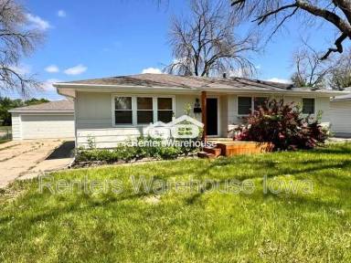 Main picture of 221 NW Scott St