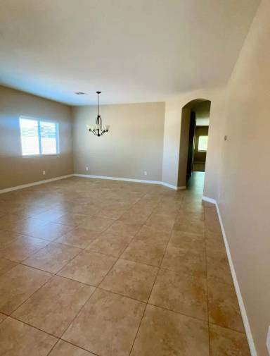 Main picture of 2717 E Ficus Way