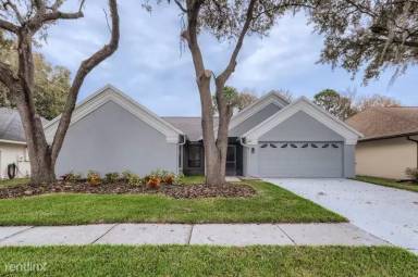Main picture of 18213 Cypress Stand Cir