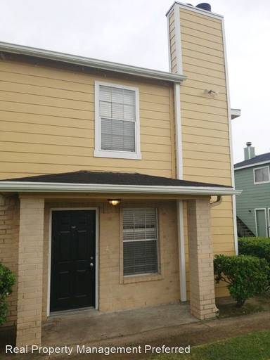 Main picture of 7547 Fallbrook Dr
