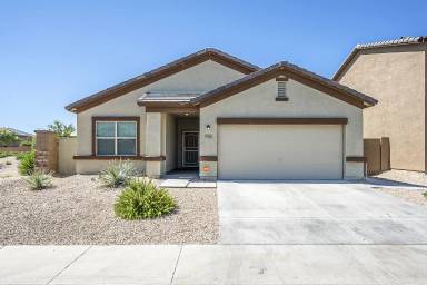 Main picture of 4505 W Saddlebush Way