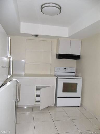 Main picture of 601 Three Islands Blvd