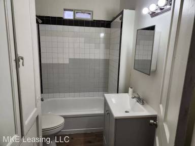 Main picture of 1129 W Hayes Ave