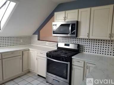 Main picture of 24 Forest St