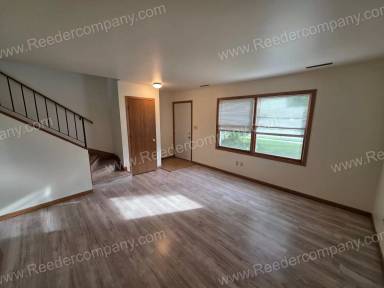 Main picture of 9324 Spring St