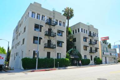 Main picture of 7850 W Sunset Blvd