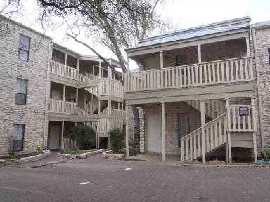 Main picture of 4401 Speedway
