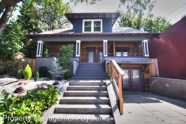 Main picture of 2422 NE Glisan St
