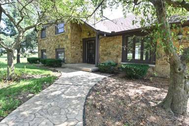 Main picture of 4947 N Graham Rd