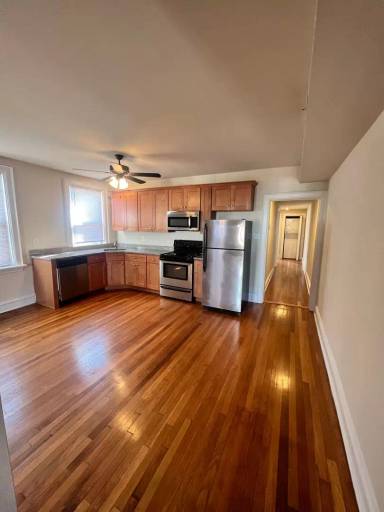 Main picture of 3309 W Grace St