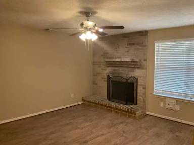 Main picture of 16719 Shrub Oak Dr
