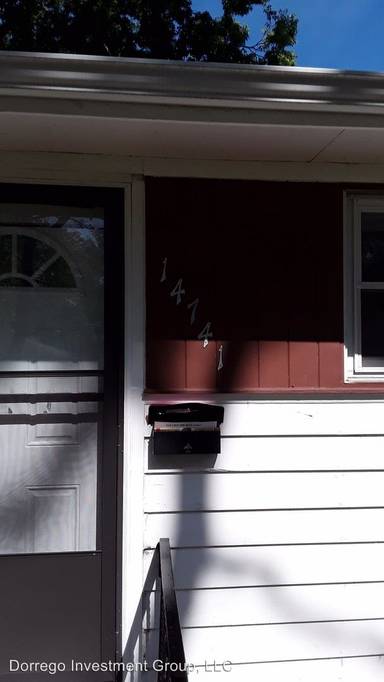 Main picture of 14741 Dobson Ave