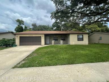 Main picture of 658 Moss Dr