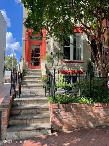Main picture of 77 U St NW