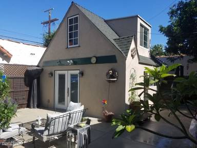 Main picture of 7714 Waring Ave