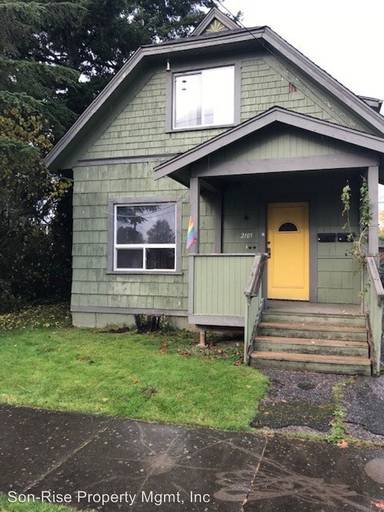 Main picture of 2105 C St