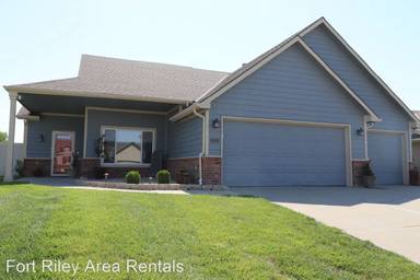 Main picture of 1101 Coyote Dr
