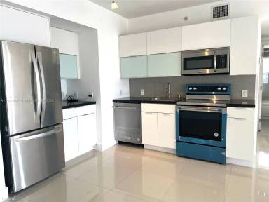 Main picture of 7700 Tatum Waterway Dr