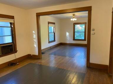 Main picture of 1016 Fremont Ave NW