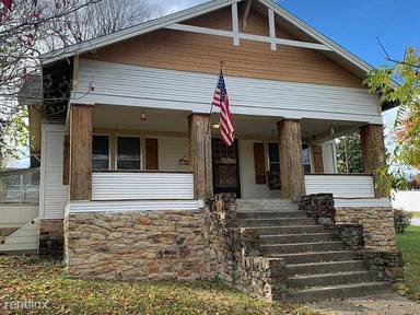 Main picture of 422 N Willow St