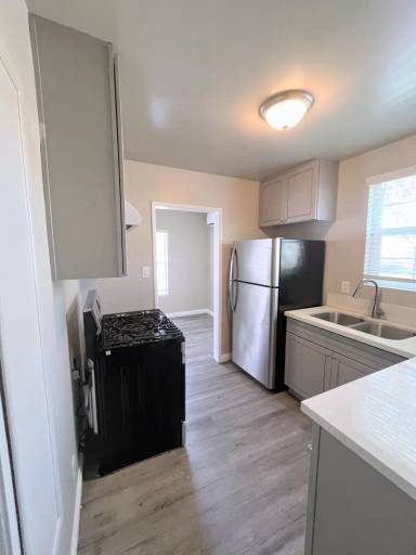Main picture of 404 E Freeland St