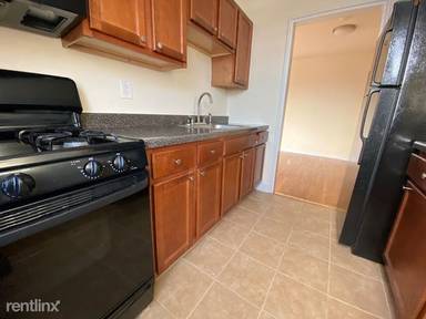 Main picture of 5 Ridge Rd