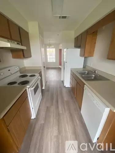 Main picture of 119 Circle Ct