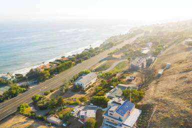 Main picture of 33333 Pacific Coast Hwy