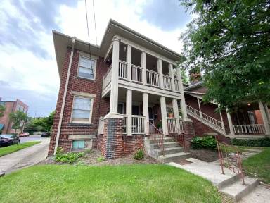 Main picture of 171 E 13th Ave