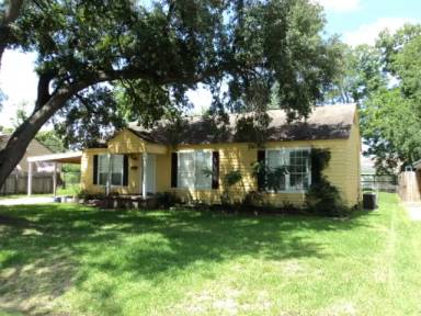 Main picture of 1004 N 13th St