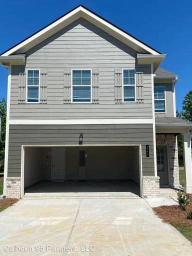 Main picture of 200 Vickery Ln NW