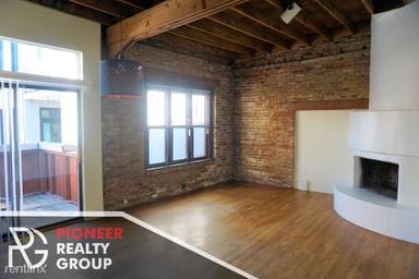 Main picture of 3013 N Broadway St