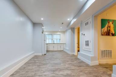 Main picture of 5211 Mission St, San Francisco, CA 94112