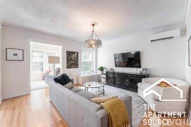 Main picture of 4852 N Talman Ave