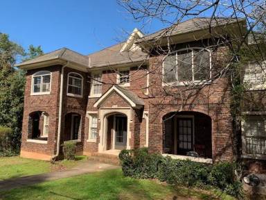 Main picture of 3220 Pawnee Ave S