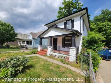 Main picture of 2435 Elmwood Ave