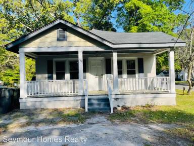 Main picture of 713 Rudolph St