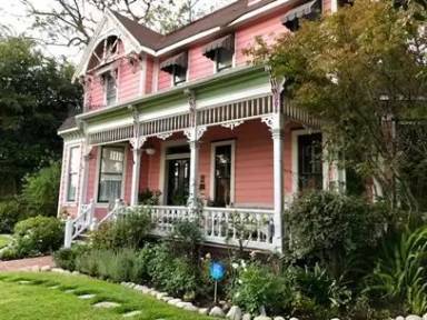 Main picture of 1180 W Adams Blvd