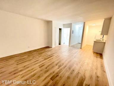 Main picture of 6827 Leland Way