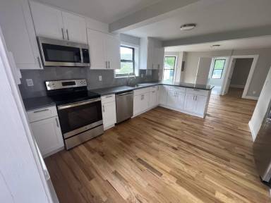 Main picture of 502 E Main St
