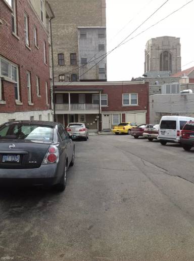 Main picture of 216 John St NE