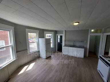 Main picture of 34 Beatty St