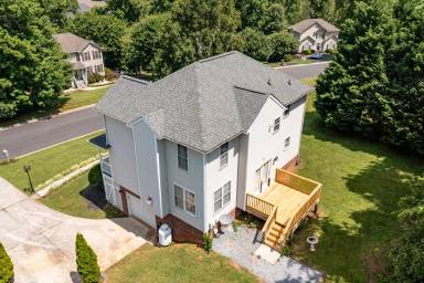 Main picture of 72 Viking Dr