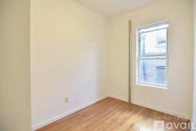 Main picture of 33 Saint Nicholas Pl