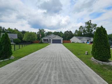 Main picture of 307 Big Tree Ln