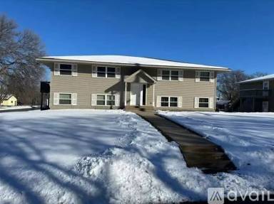 Main picture of 309 5th Ave NW