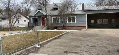 Main picture of 904 N Illinois Ave
