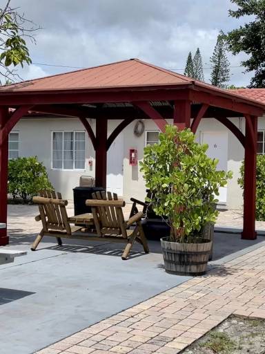 Main picture of 380 S Federal Hwy