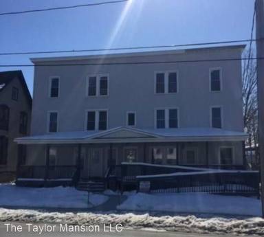 Main picture of 254 E Main St