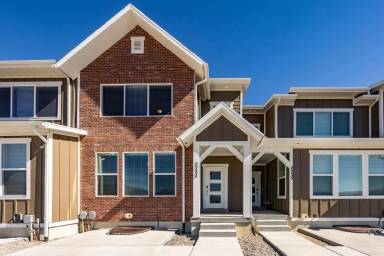 Main picture of 2235 N Canal View Ln